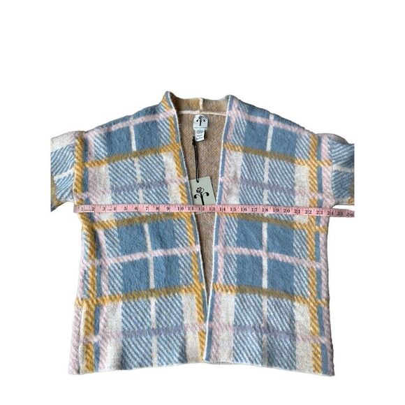 Rain + Rose Soft Textured Plaid Open Front Cardigan - Picture 7 of 9